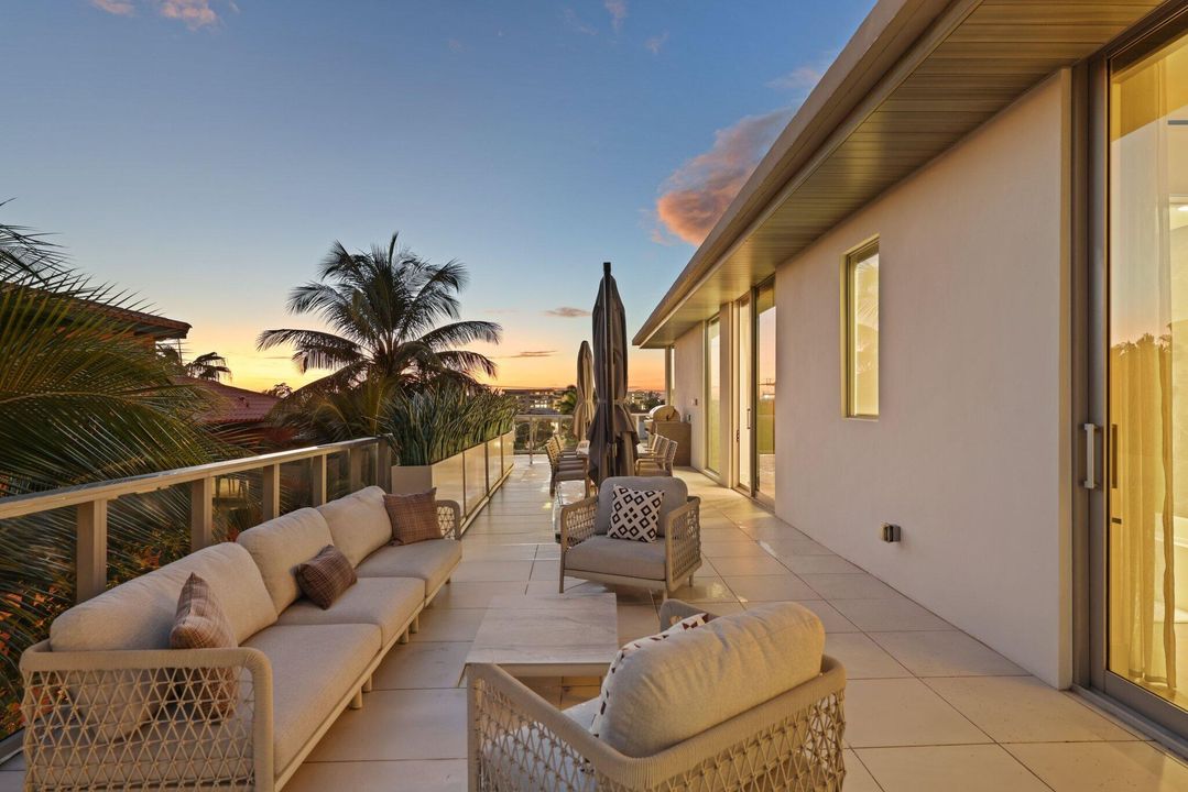 For Sale: $7,495,000 (4 beds, 3 baths, 3069 Square Feet)