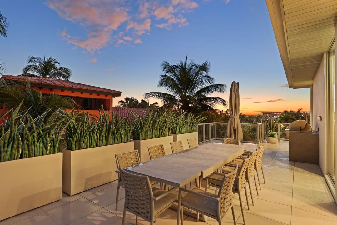 For Sale: $7,495,000 (4 beds, 3 baths, 3069 Square Feet)