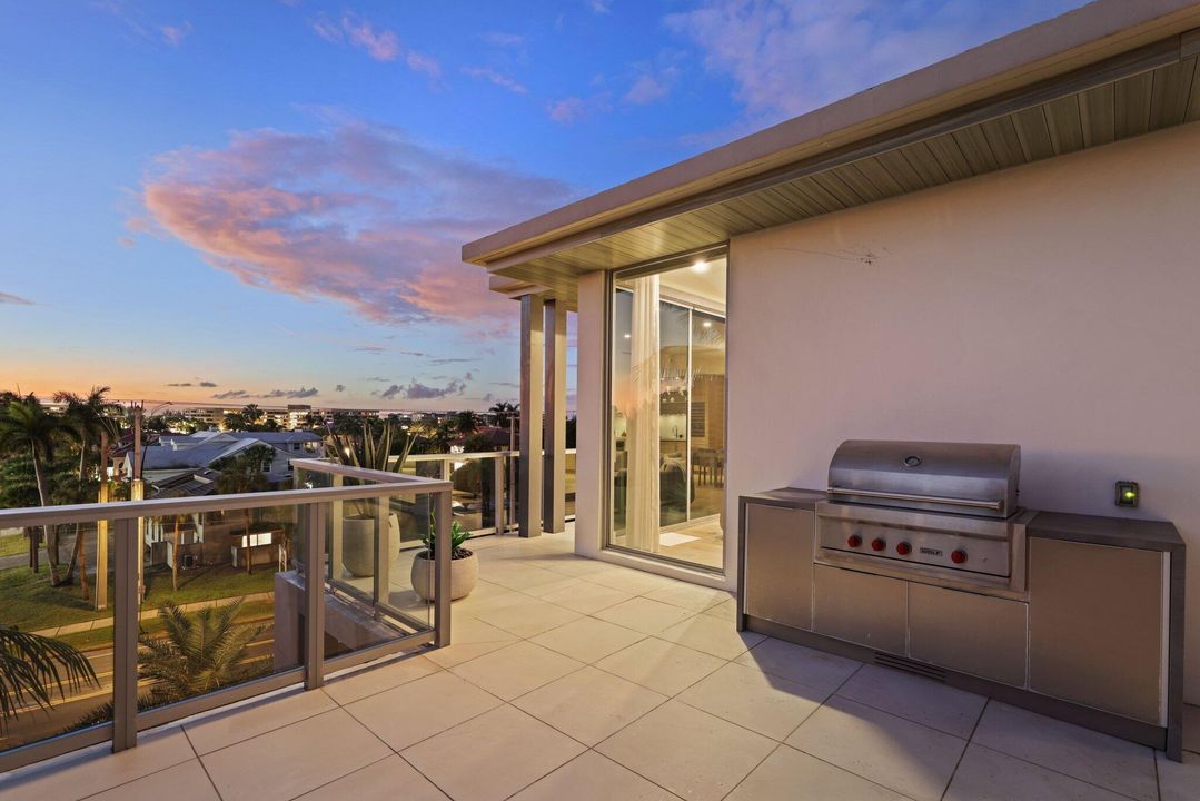 For Sale: $7,495,000 (4 beds, 3 baths, 3069 Square Feet)