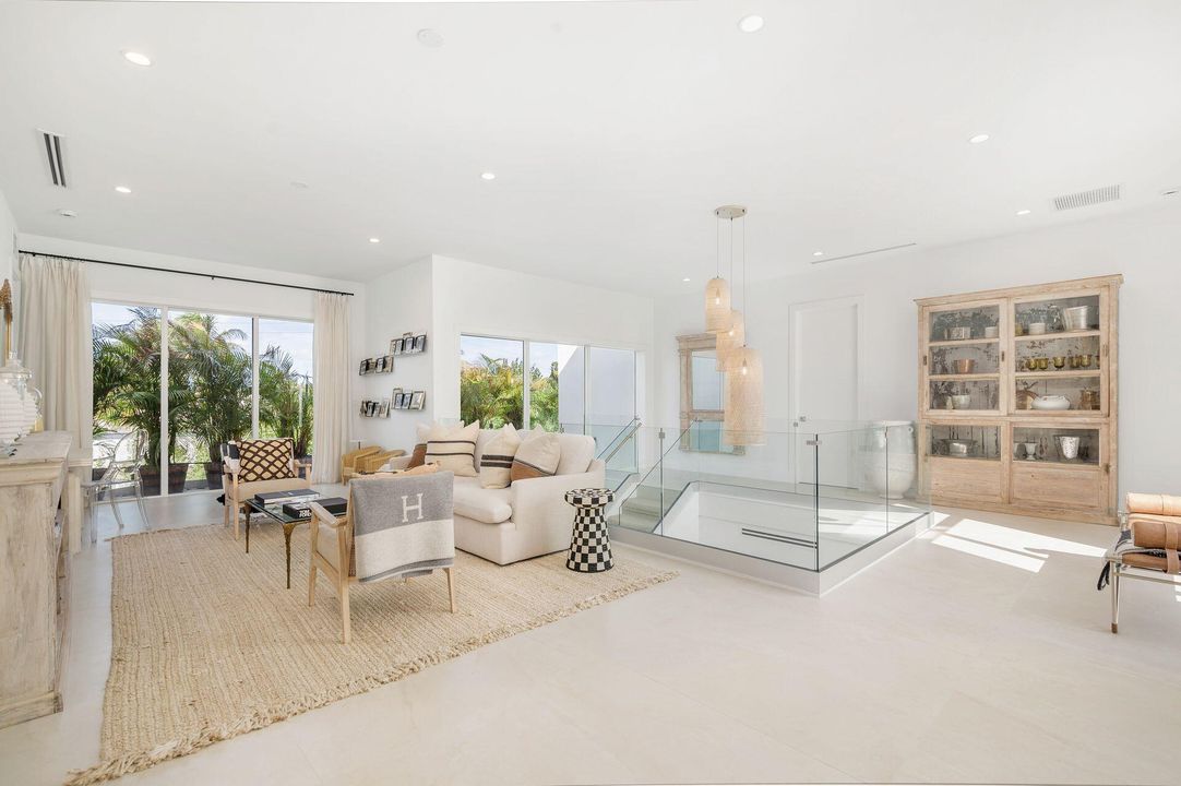 En Venta: $4,400,000 (4 camas, 4 baños, 3902 Pies cuadrados)