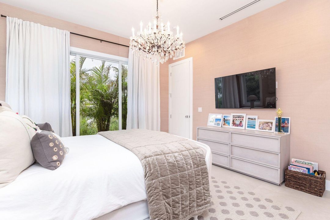 En Venta: $4,400,000 (4 camas, 4 baños, 3902 Pies cuadrados)