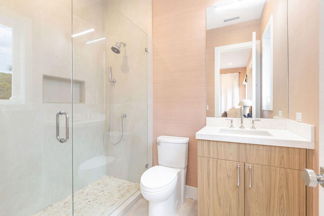 En Venta: $4,400,000 (4 camas, 4 baños, 3902 Pies cuadrados)