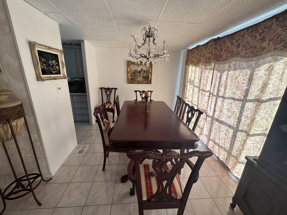 На продажу: $85,000 (2 спален, 2 ванн, 1152 Квадратных фут)