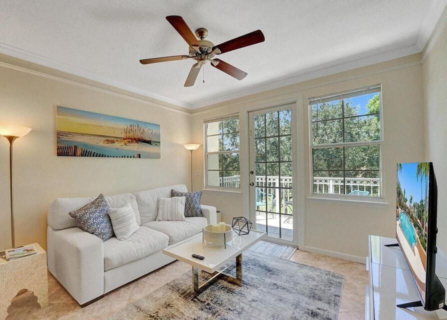 В аренду: $2,300 (3 спален, 2 ванн, 1310 Квадратных фут)