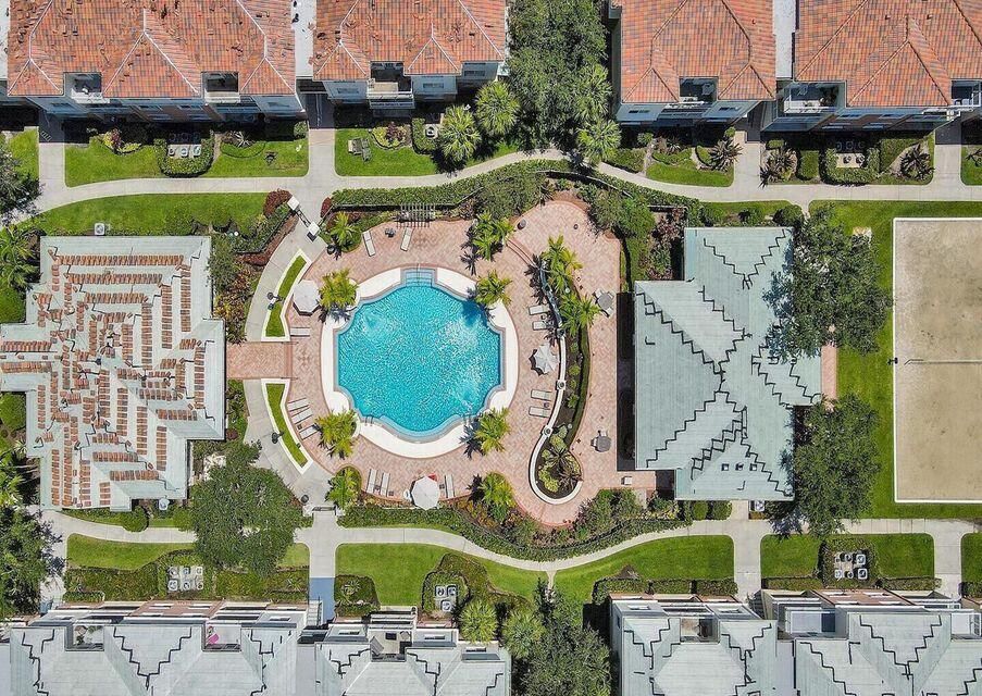 В аренду: $2,300 (3 спален, 2 ванн, 1310 Квадратных фут)