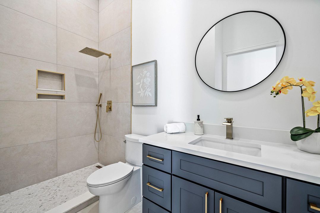 待售: $1,150,000 (4 贝兹, 3 浴室, 2478 平方英尺)