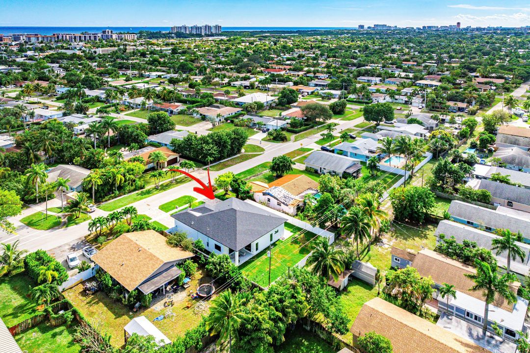 待售: $1,150,000 (4 贝兹, 3 浴室, 2478 平方英尺)