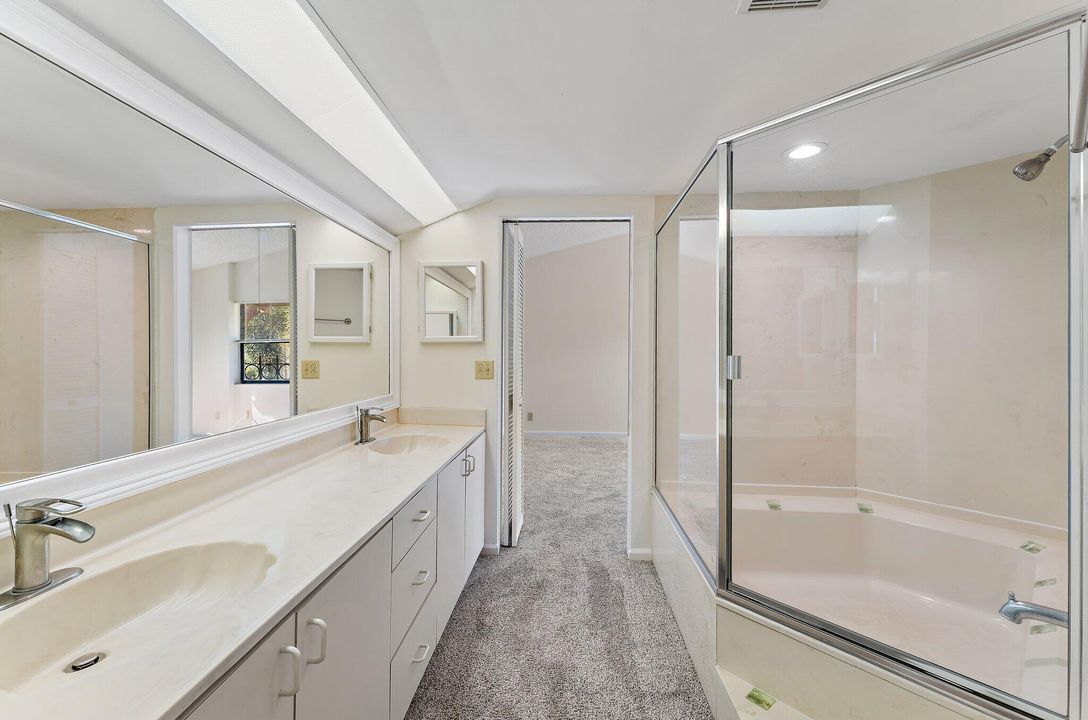 For Rent: $2,500 (2 beds, 2 baths, 1556 Square Feet)