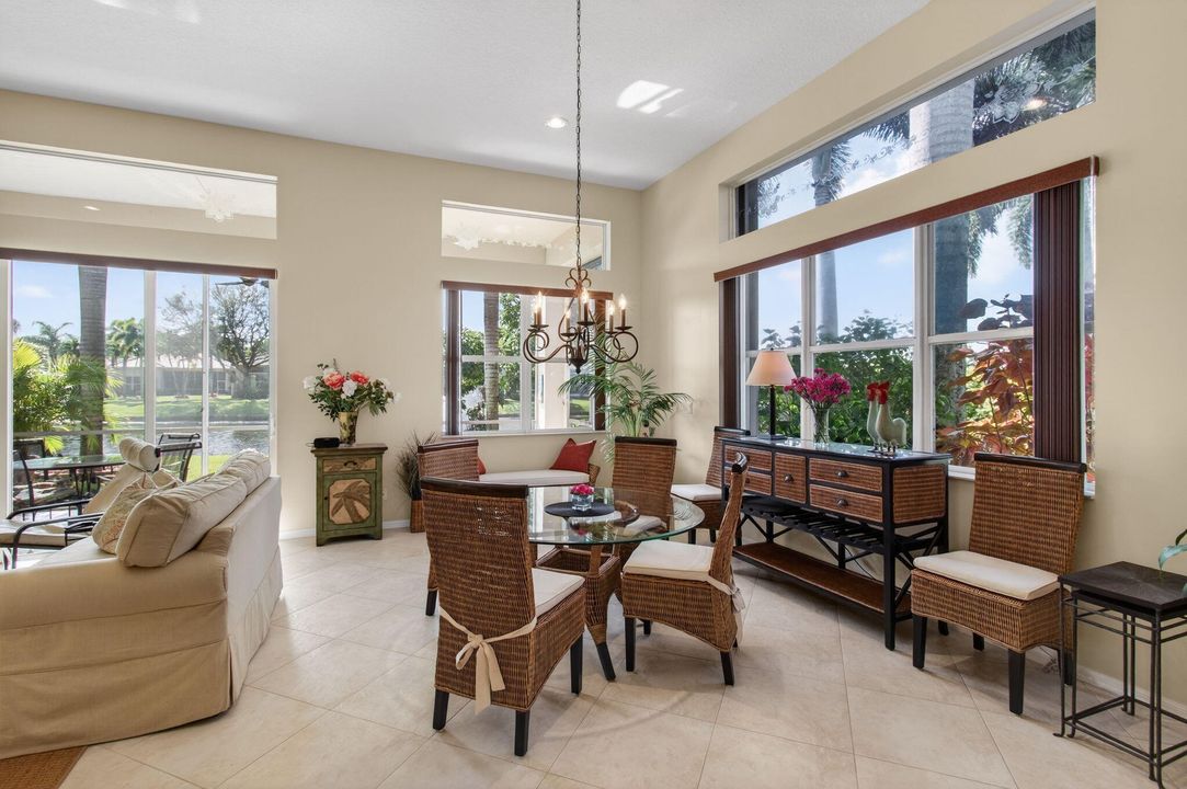 En Venta: $525,000 (3 camas, 2 baños, 2050 Pies cuadrados)