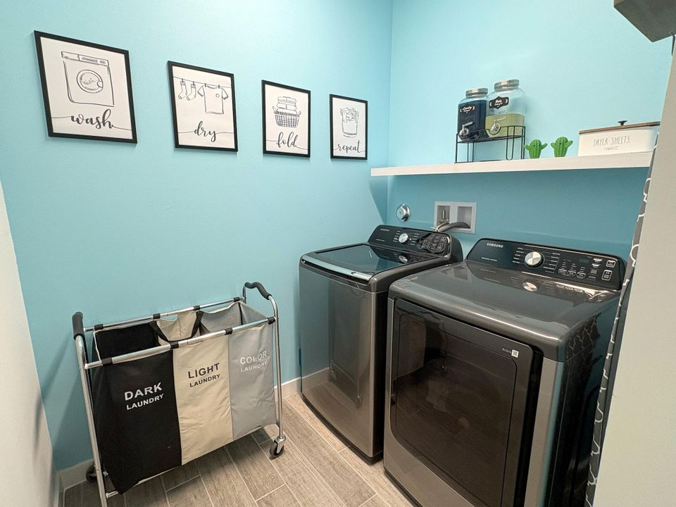 На продажу: $640,000 (3 спален, 2 ванн, 2317 Квадратных фут)