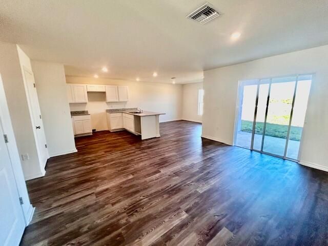 В аренду: $2,300 (3 спален, 2 ванн, 1411 Квадратных фут)