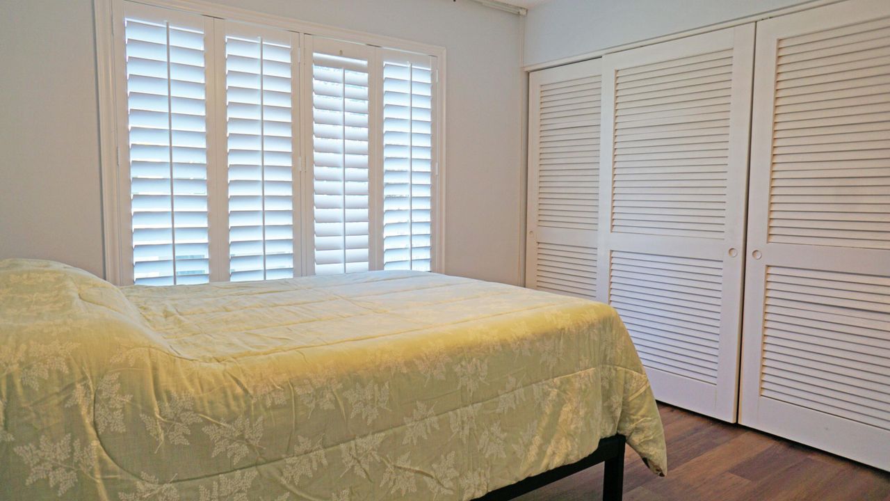 For Sale: $129,000 (2 beds, 2 baths, 1103 Square Feet)