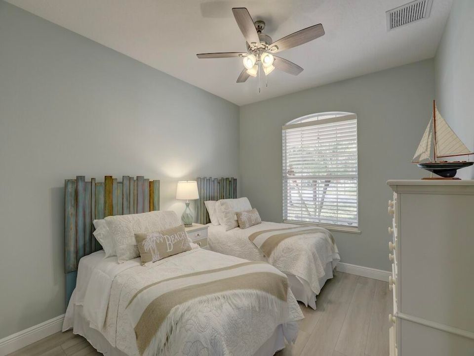 For Rent: $2,900 (3 beds, 2 baths, 1770 Square Feet)