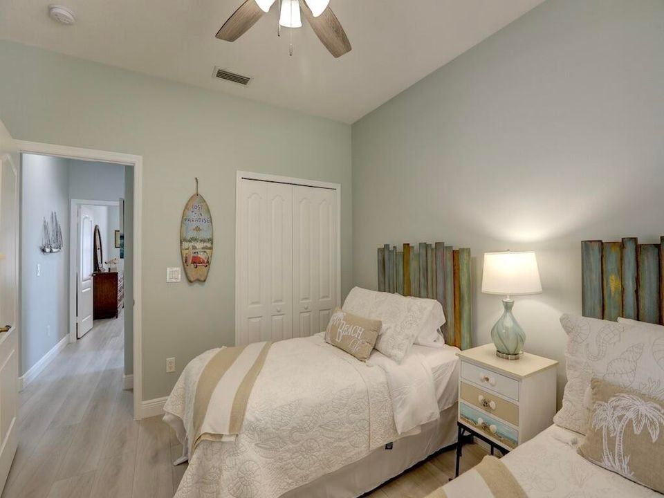 For Rent: $2,900 (3 beds, 2 baths, 1770 Square Feet)