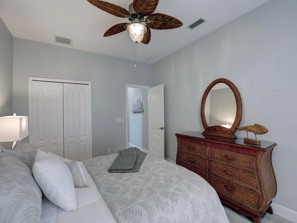 For Rent: $2,900 (3 beds, 2 baths, 1770 Square Feet)