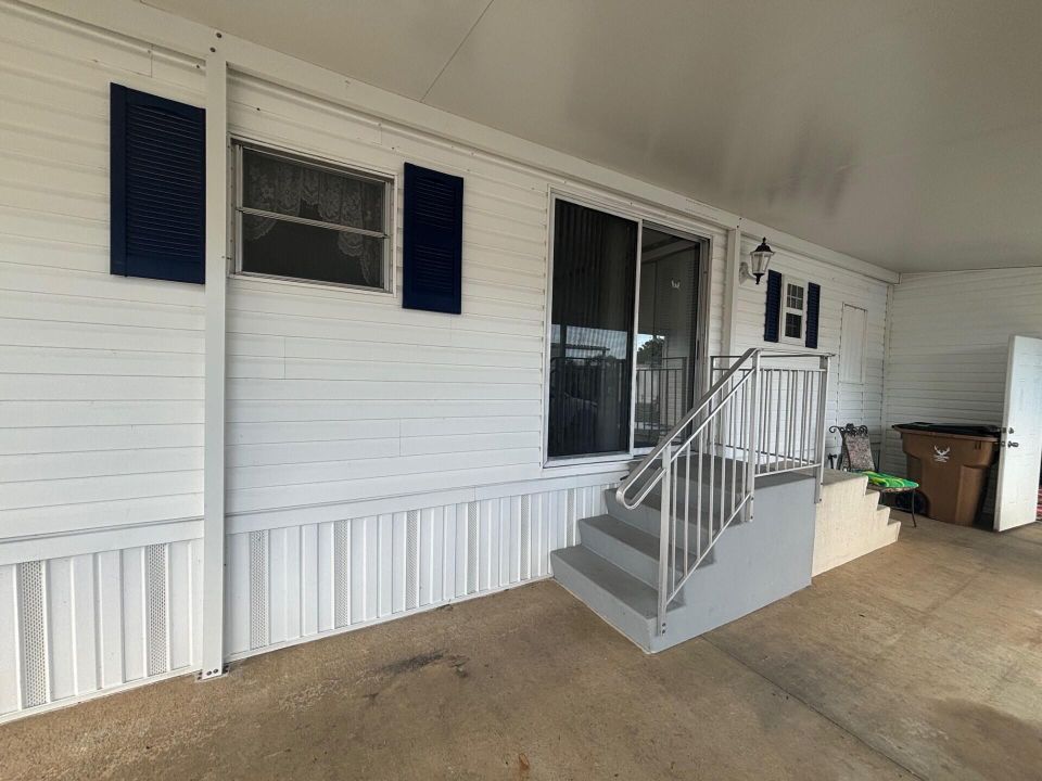 На продажу: $85,000 (2 спален, 2 ванн, 1152 Квадратных фут)