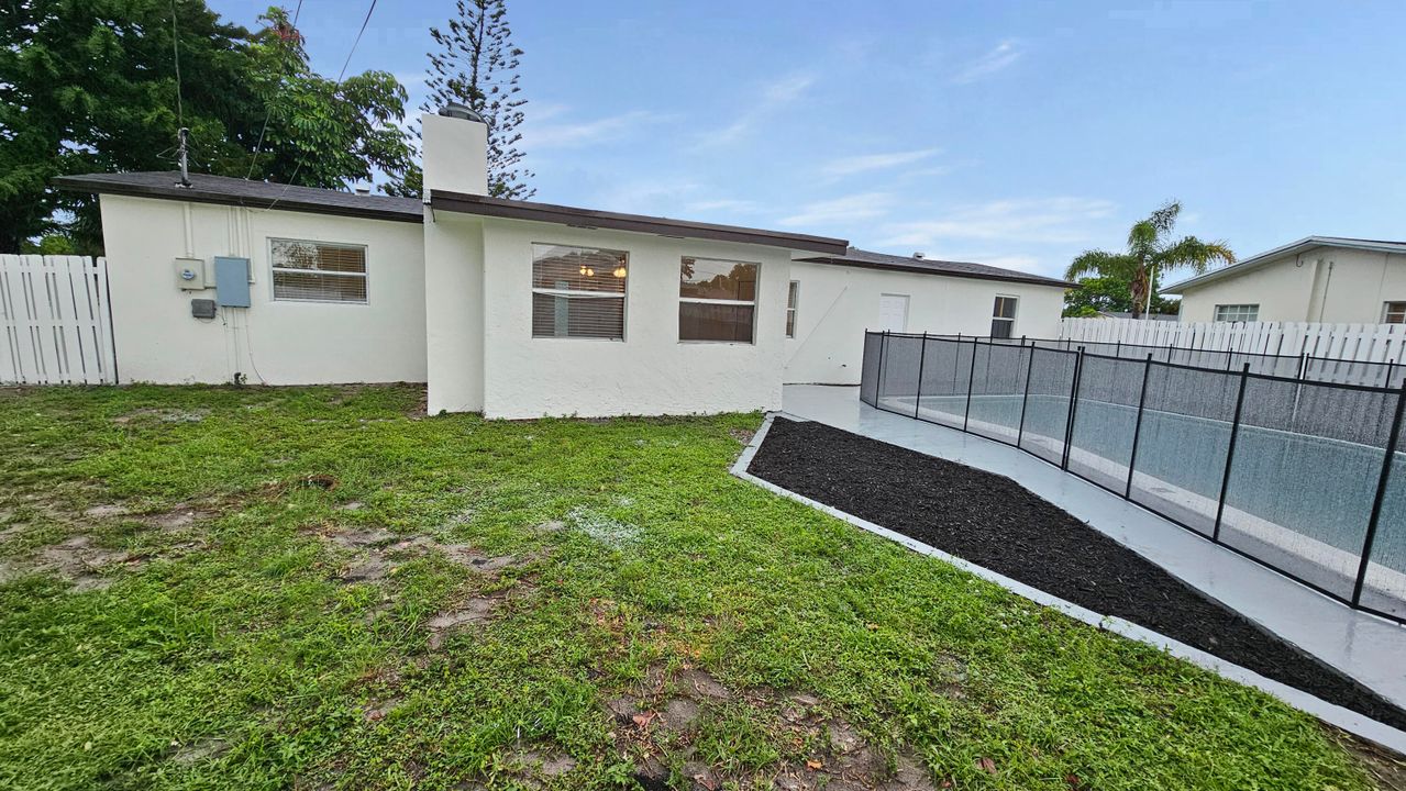 待售: $439,900 (3 贝兹, 2 浴室, 1546 平方英尺)