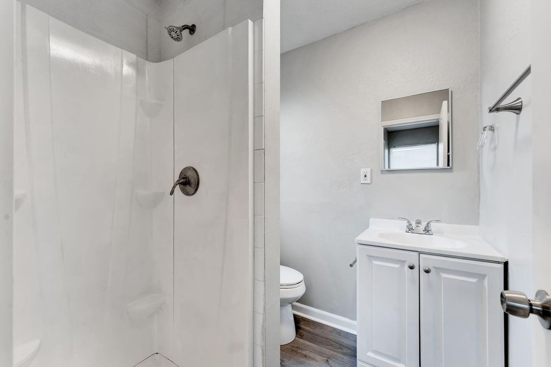 For Rent: $2,750 (4 beds, 2 baths, 1150 Square Feet)