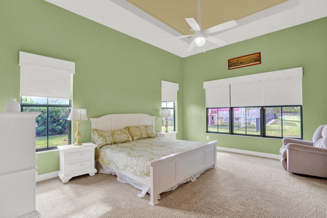 待售: $835,000 (4 贝兹, 3 浴室, 2671 平方英尺)