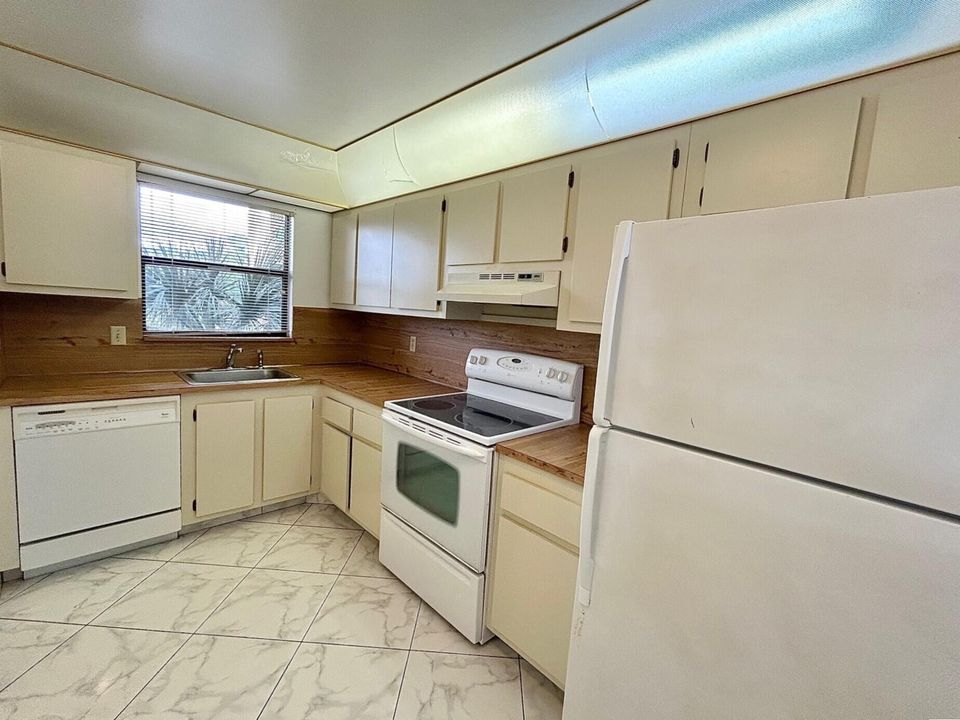 En Venta: $75,000 (2 camas, 2 baños, 1020 Pies cuadrados)