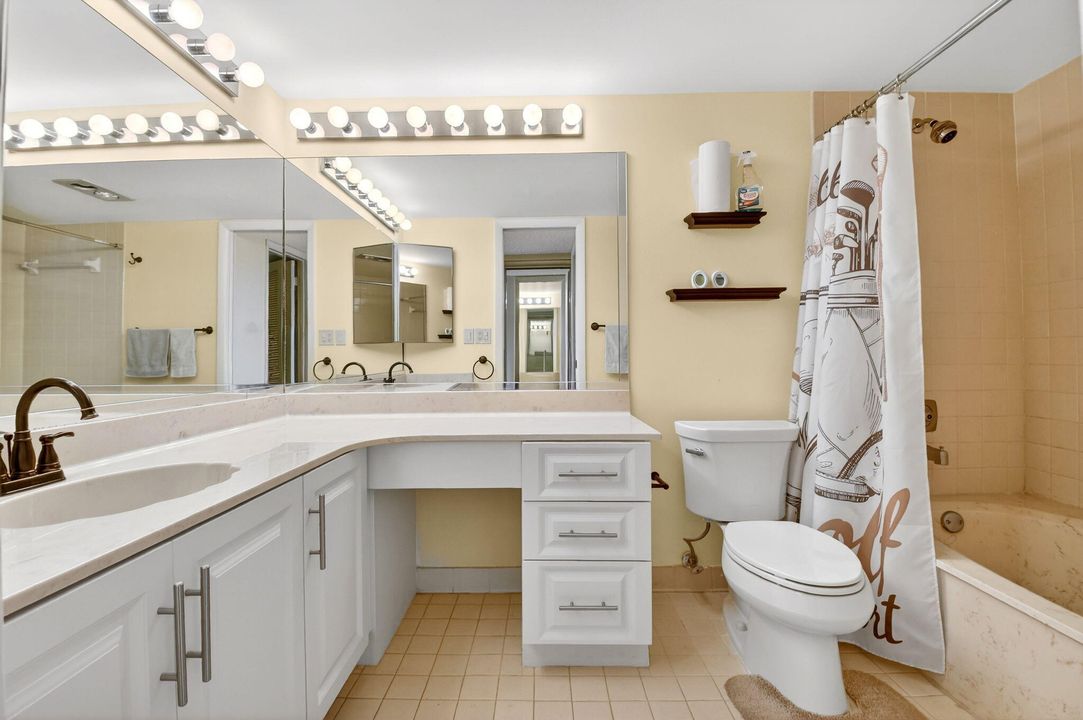 На продажу: $199,000 (2 спален, 2 ванн, 1280 Квадратных фут)