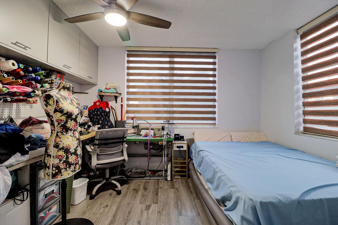 For Sale: $200,000 (2 beds, 2 baths, 852 Square Feet)