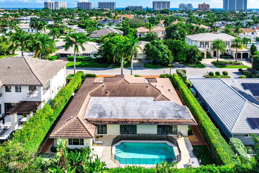 For Rent: $20,000 (3 beds, 2 baths, 3687 Square Feet)