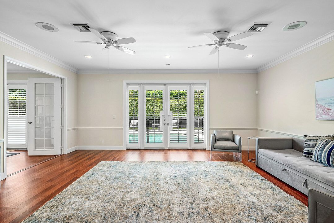 For Rent: $20,000 (3 beds, 2 baths, 3687 Square Feet)