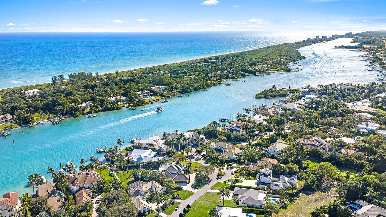 For Sale: $6,000,000 (4 beds, 4 baths, 4685 Square Feet)