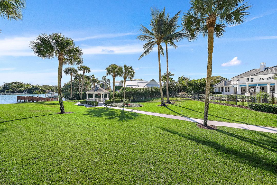 For Sale: $6,000,000 (4 beds, 4 baths, 4685 Square Feet)