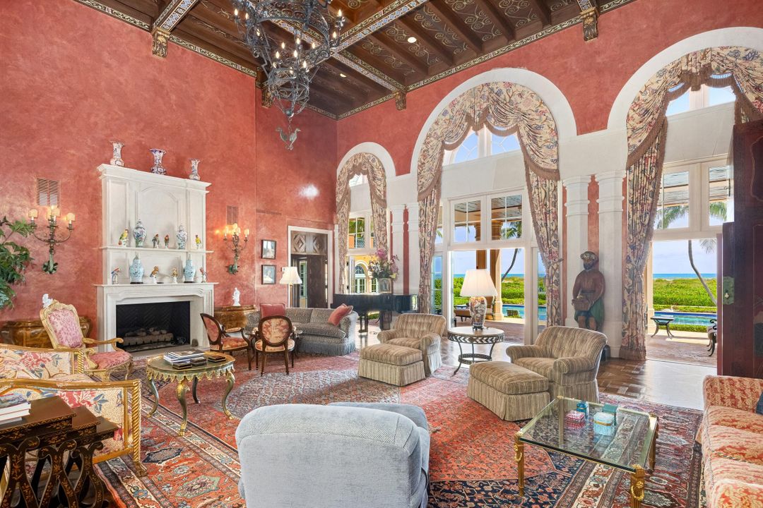 待售: $205,000,000 (8 贝兹, 9 浴室, 14496 平方英尺)