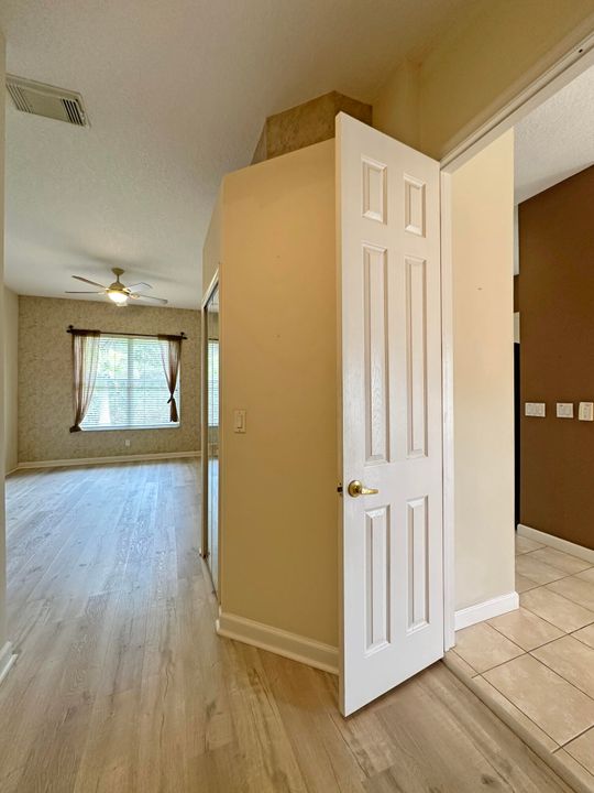 На продажу: $369,000 (3 спален, 2 ванн, 1749 Квадратных фут)