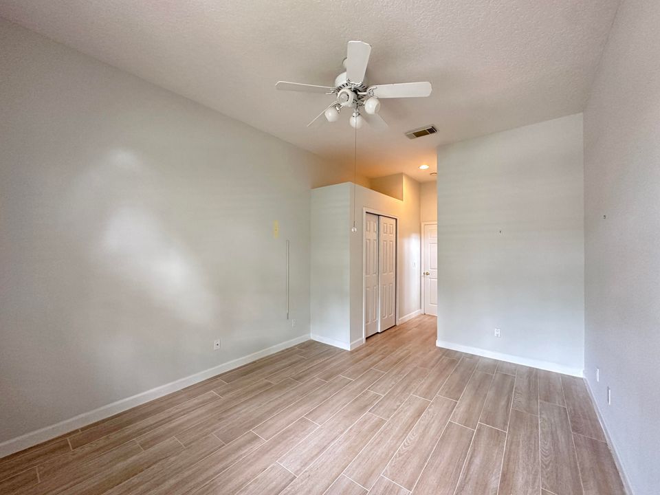 На продажу: $369,000 (3 спален, 2 ванн, 1749 Квадратных фут)