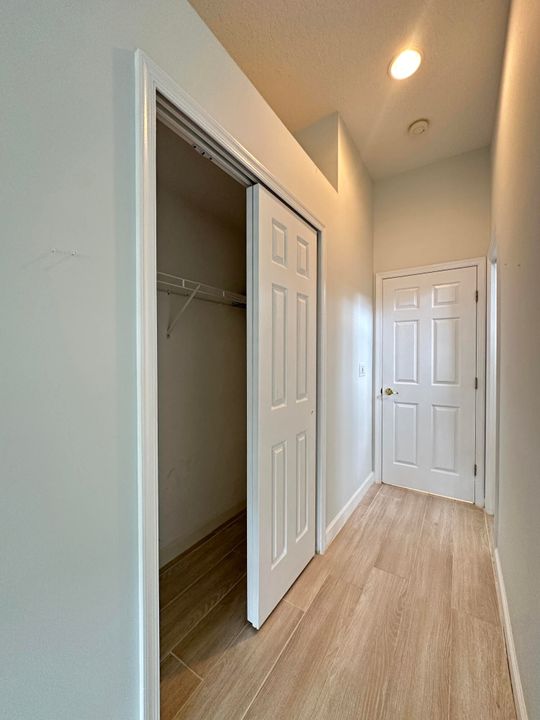 На продажу: $369,000 (3 спален, 2 ванн, 1749 Квадратных фут)