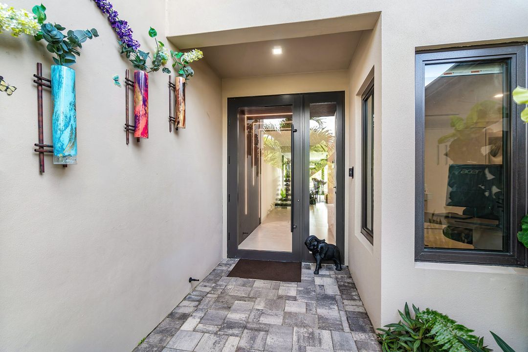 En Venta: $3,850,000 (4 camas, 3 baños, 3190 Pies cuadrados)