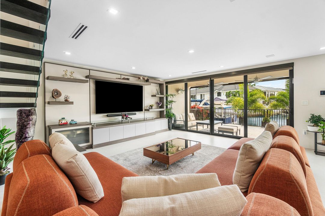 En Venta: $3,850,000 (4 camas, 3 baños, 3190 Pies cuadrados)