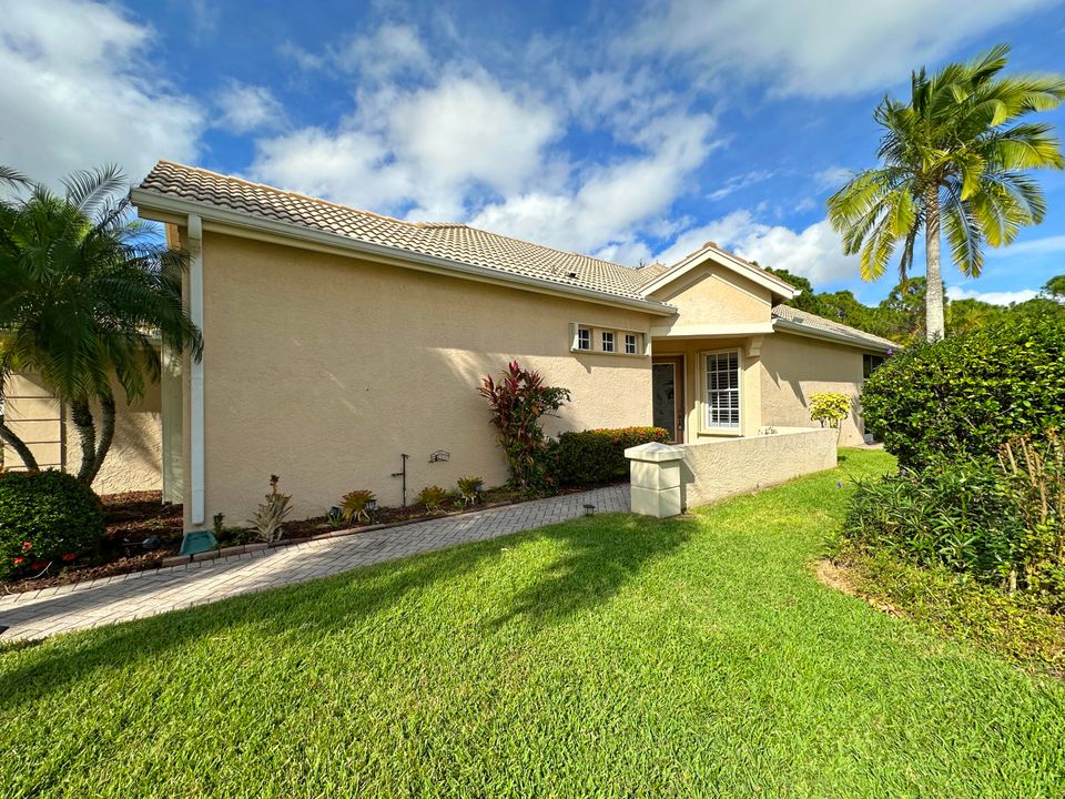 На продажу: $369,000 (3 спален, 2 ванн, 1749 Квадратных фут)