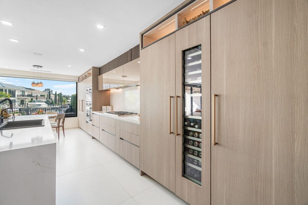 En Venta: $3,850,000 (4 camas, 3 baños, 3190 Pies cuadrados)