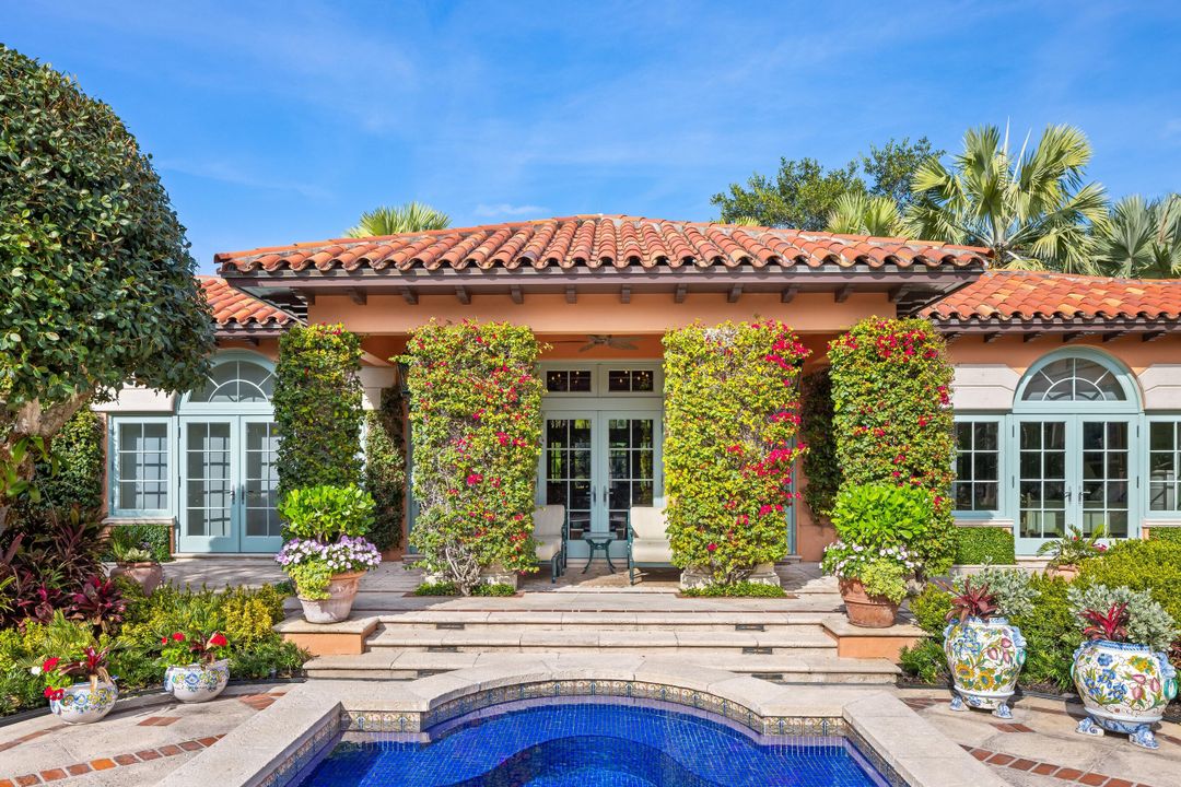 待售: $205,000,000 (8 贝兹, 9 浴室, 14496 平方英尺)