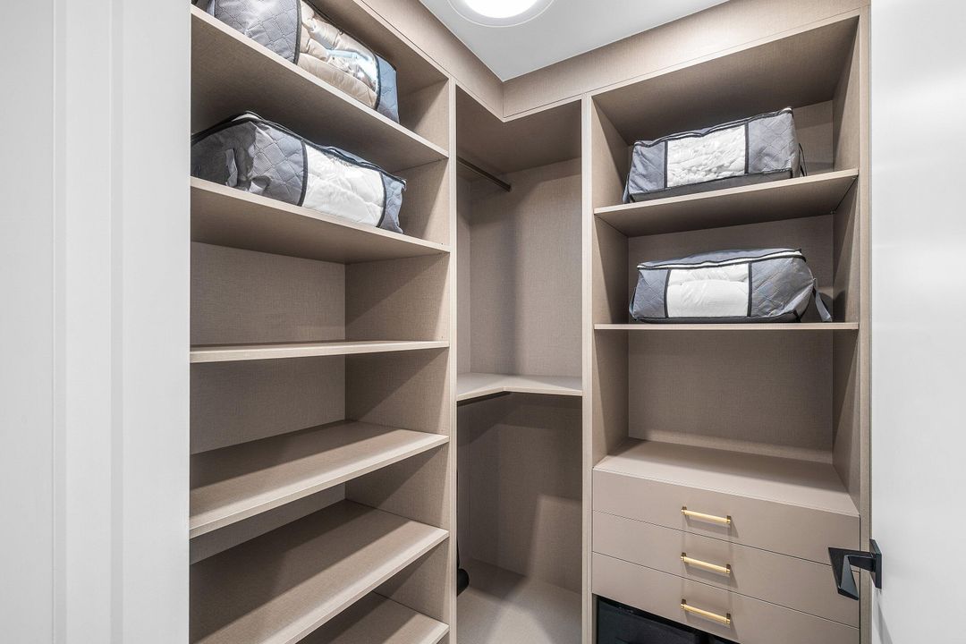 En Venta: $3,850,000 (4 camas, 3 baños, 3190 Pies cuadrados)