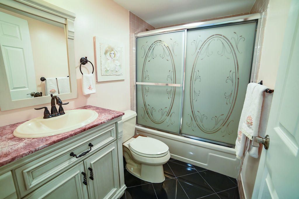 出租: $2,200 (2 贝兹, 2 浴室, 1044 平方英尺)