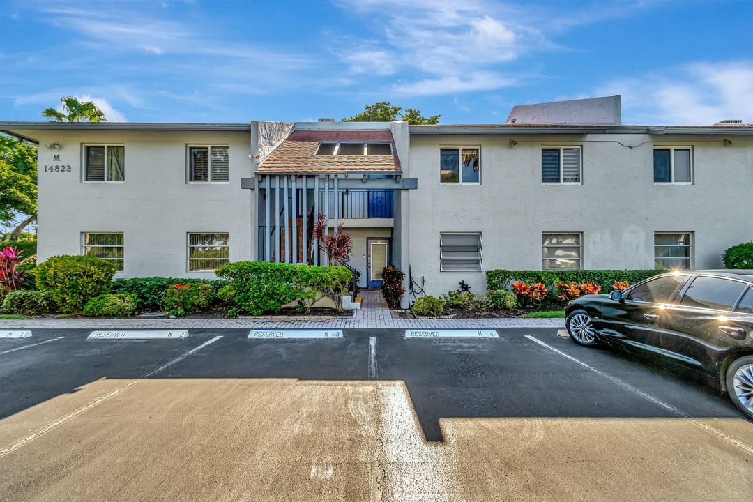 出租: $2,200 (2 贝兹, 2 浴室, 1044 平方英尺)