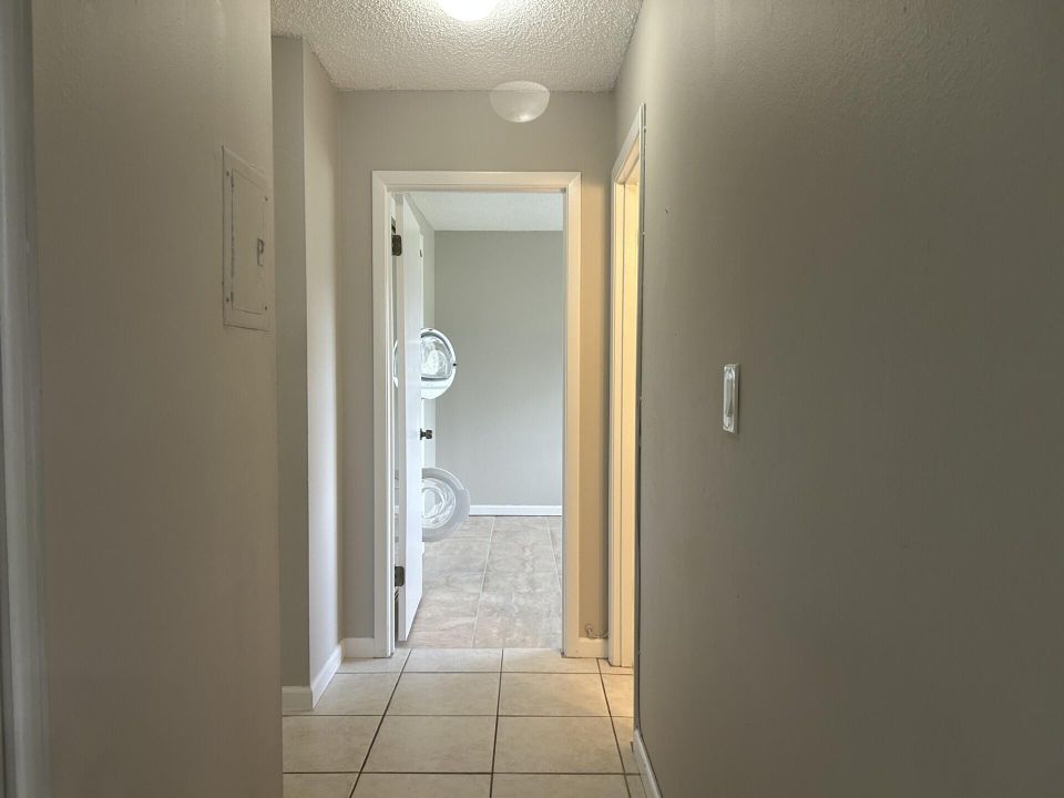 En Renta: $2,000 (2 camas, 2 baños, 934 Pies cuadrados)