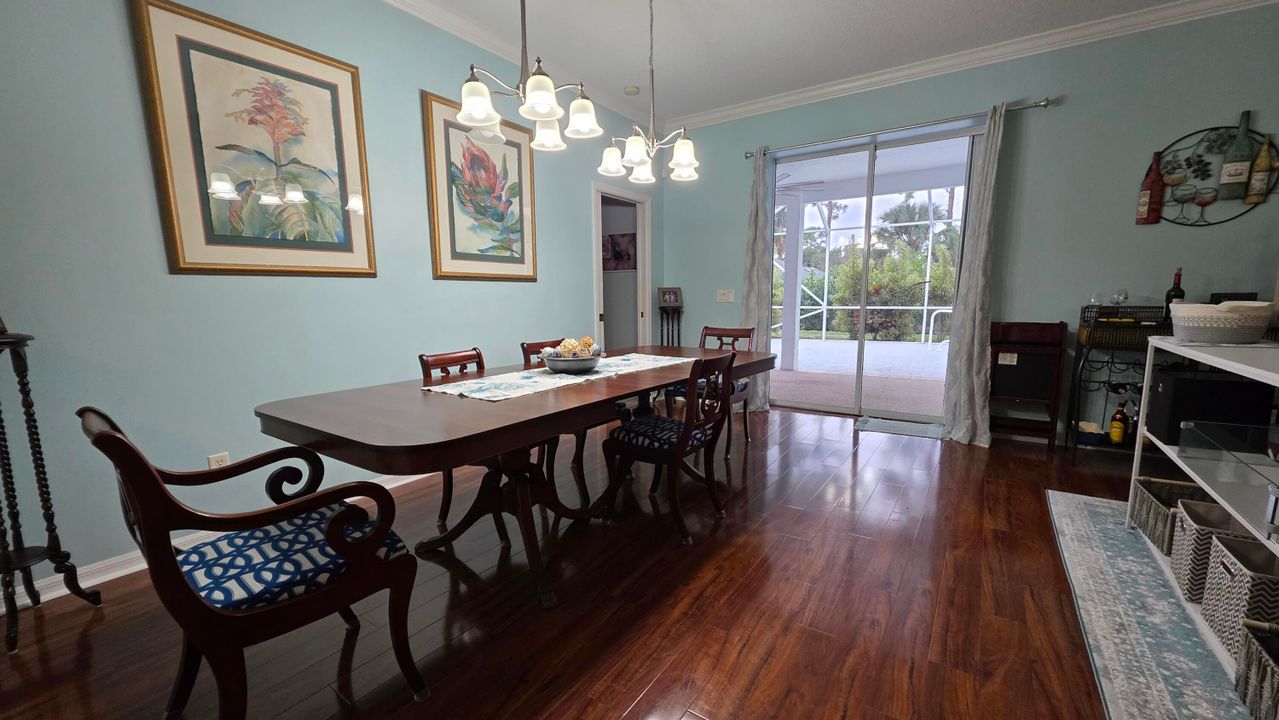 For Sale: $525,000 (4 beds, 2 baths, 2012 Square Feet)