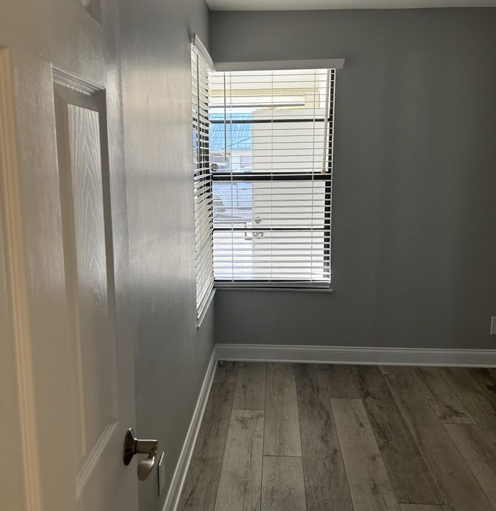 For Rent: $2,500 (2 beds, 2 baths, 1306 Square Feet)