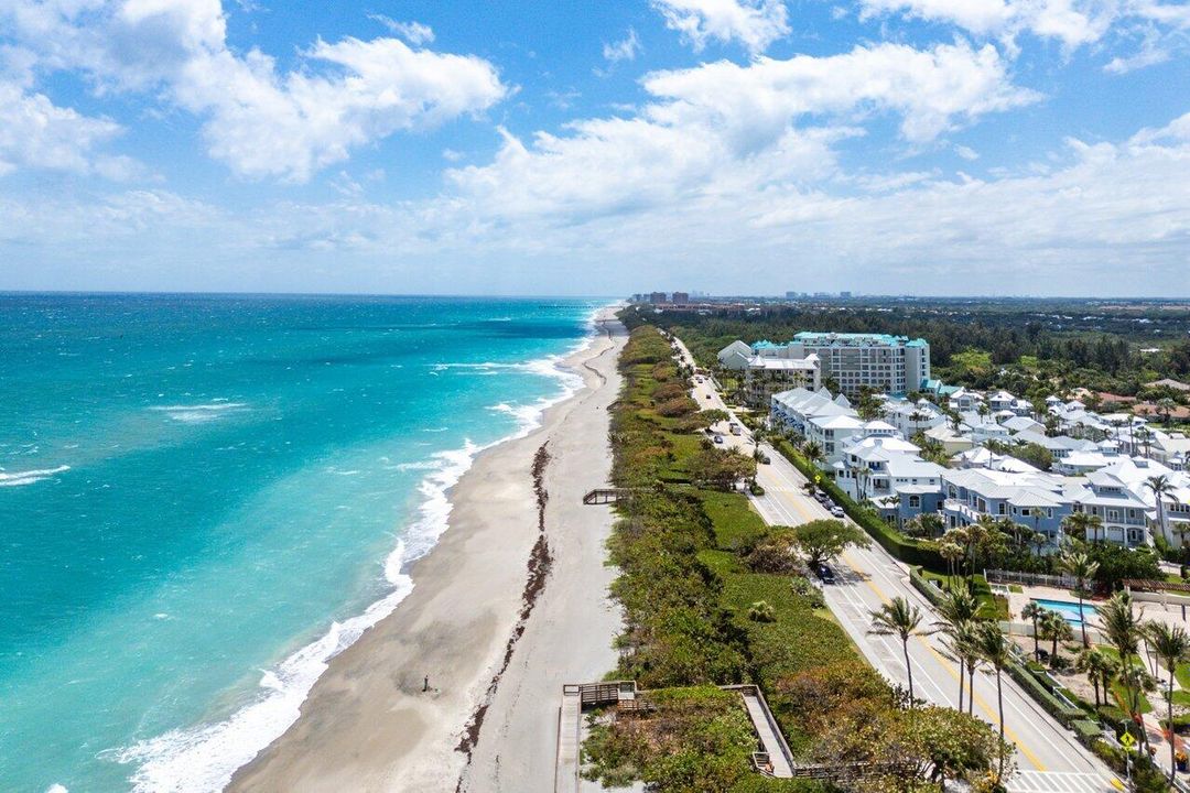 For Sale: $895,000 (2 beds, 2 baths, 1460 Square Feet)