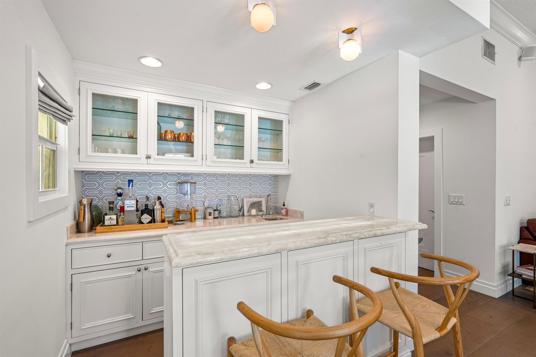 For Sale: $3,695,000 (4 beds, 4 baths, 3804 Square Feet)