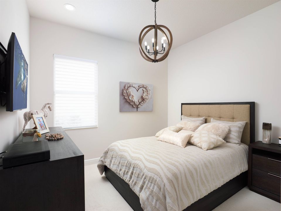 For Sale: $1,200,000 (3 beds, 2 baths, 2434 Square Feet)