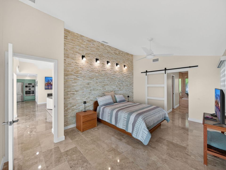 待售: $1,250,000 (2 贝兹, 2 浴室, 1274 平方英尺)