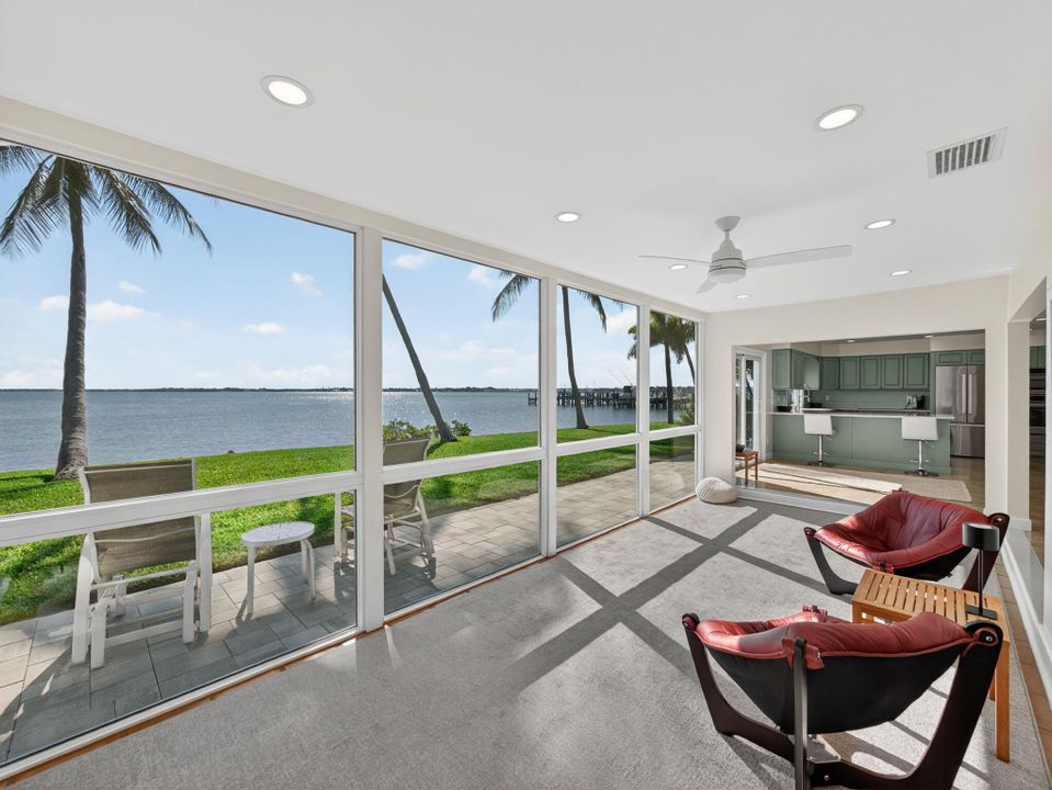 待售: $1,250,000 (2 贝兹, 2 浴室, 1274 平方英尺)